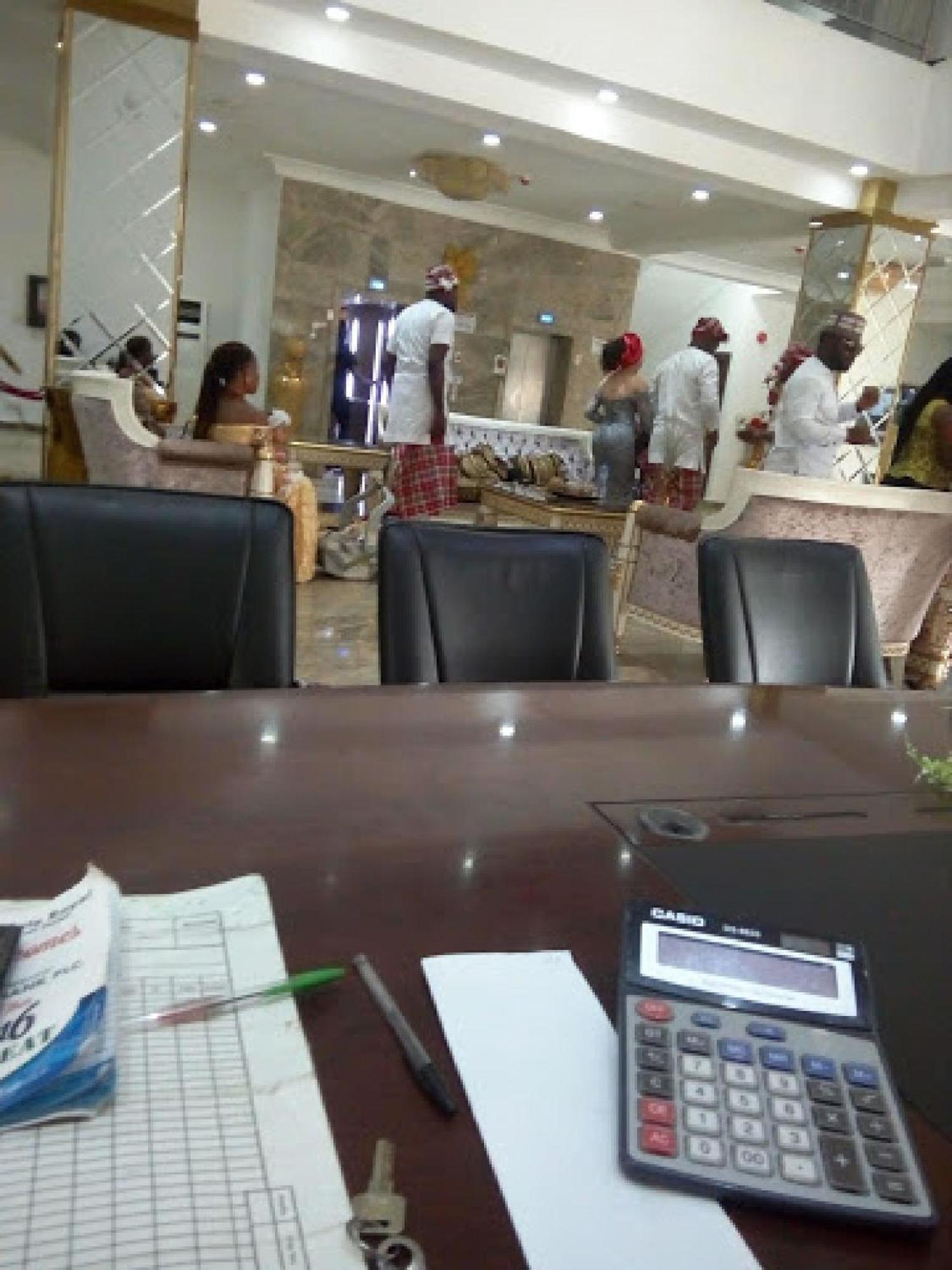 Room In Bb - Immaculate Royal International Hotel Owerri Exterior photo