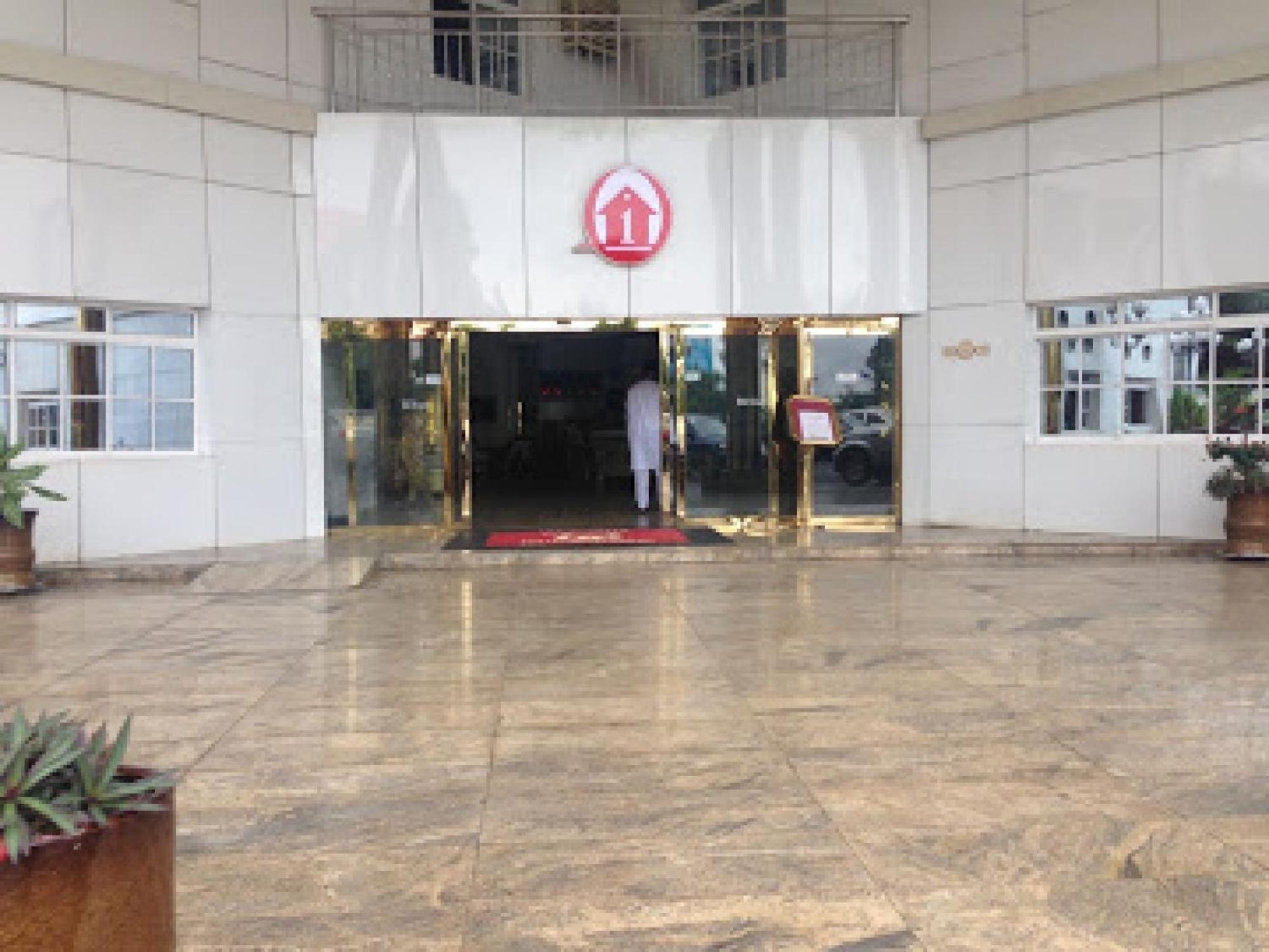 Room In Bb - Immaculate Royal International Hotel Owerri Exterior photo