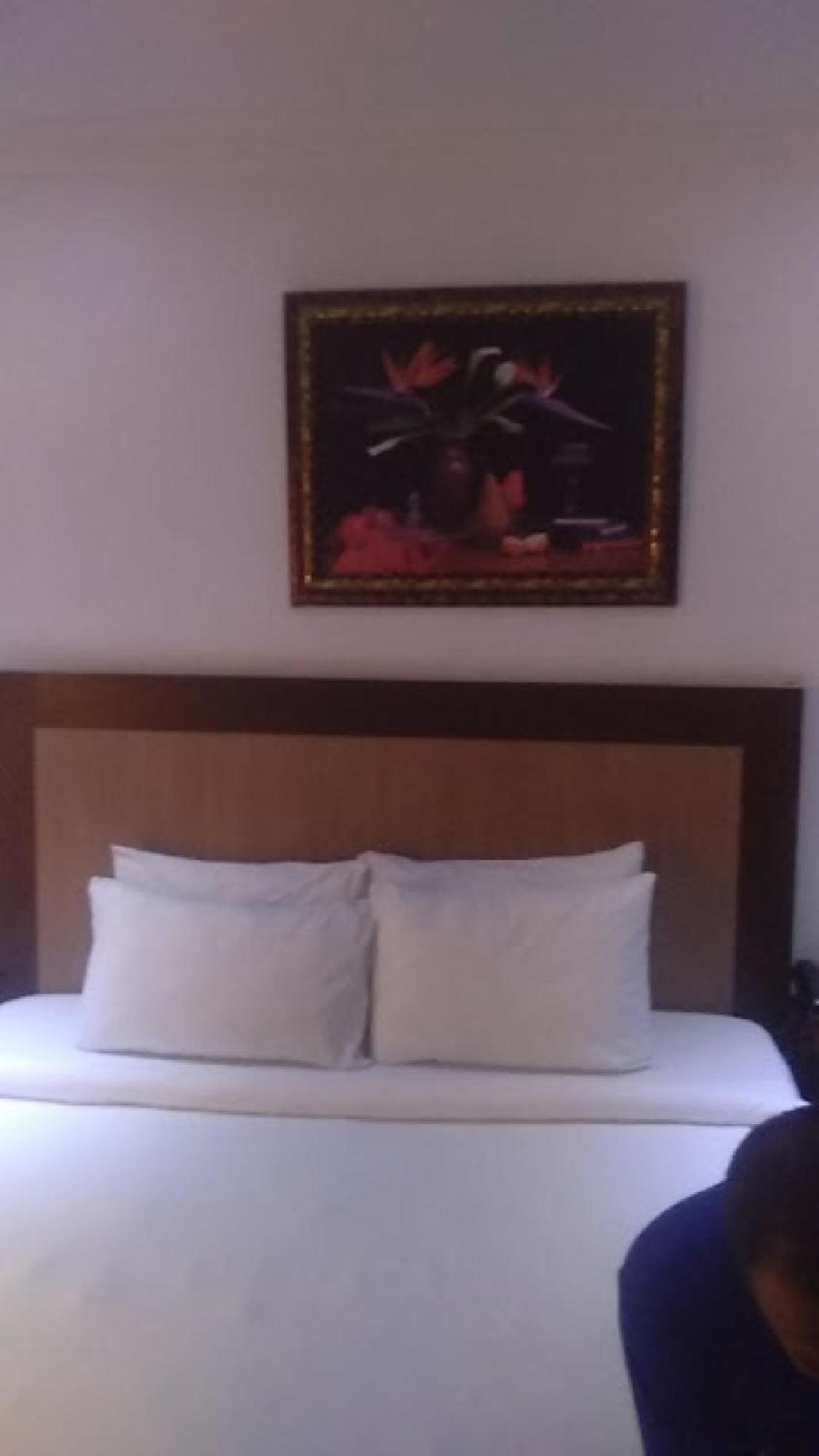 Room In Bb - Immaculate Royal International Hotel Owerri Exterior photo